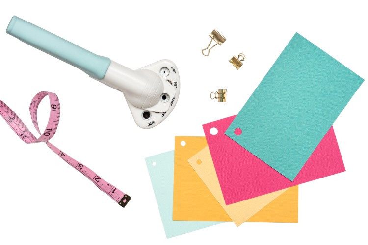 Crop-a-dile multi punch - We R