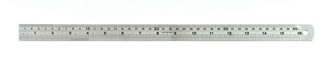 Metalen liniaal voor kartonnen dozen 42,5x2,4cm - Artemio