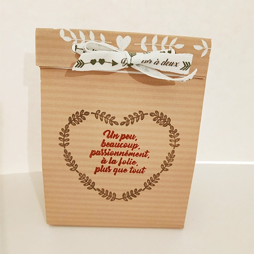 Réaliser une pochette cadeau avec le Gift bag de WRMK