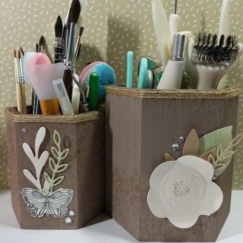Diy scraproom, personnaliser un pot à crayon en bois