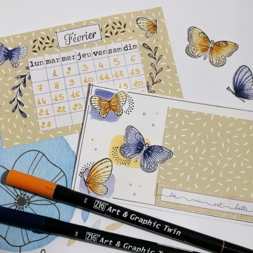 Préparez la feuille de février pour votre calendrier annuel dans un cadre-photo en bois.