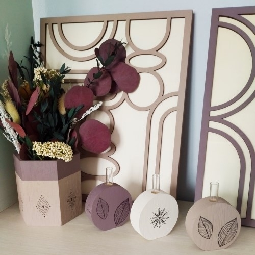 Décorez des soliflores en bois pour votre projet home déco.