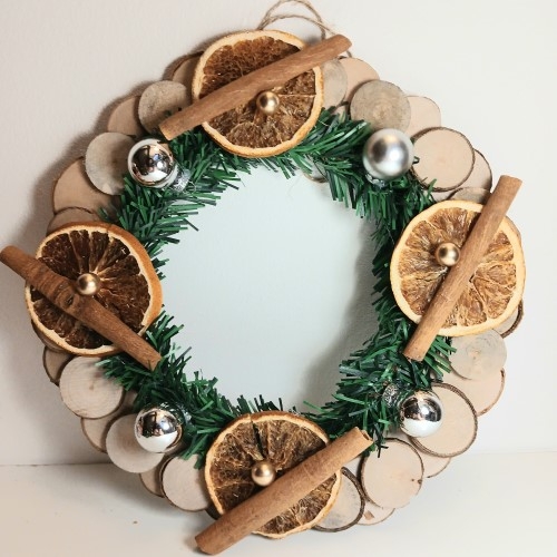 Une couronne rustique faite maison pour No&euml;l