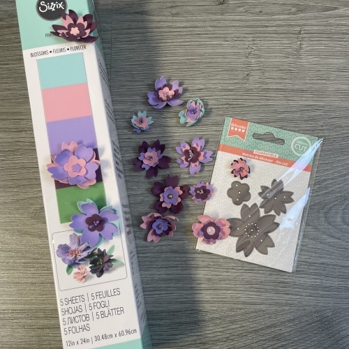Créez des fleurs en mousse foamiran Sizzix