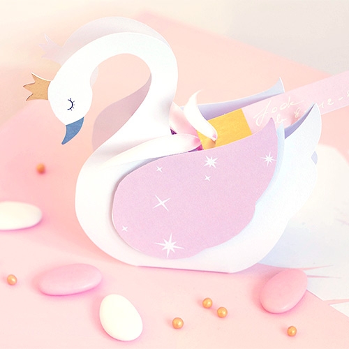 La bonbonnière de naissance cygne
