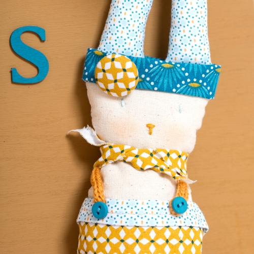 Fabriquer un doudou lapin crafty cotton Artemio