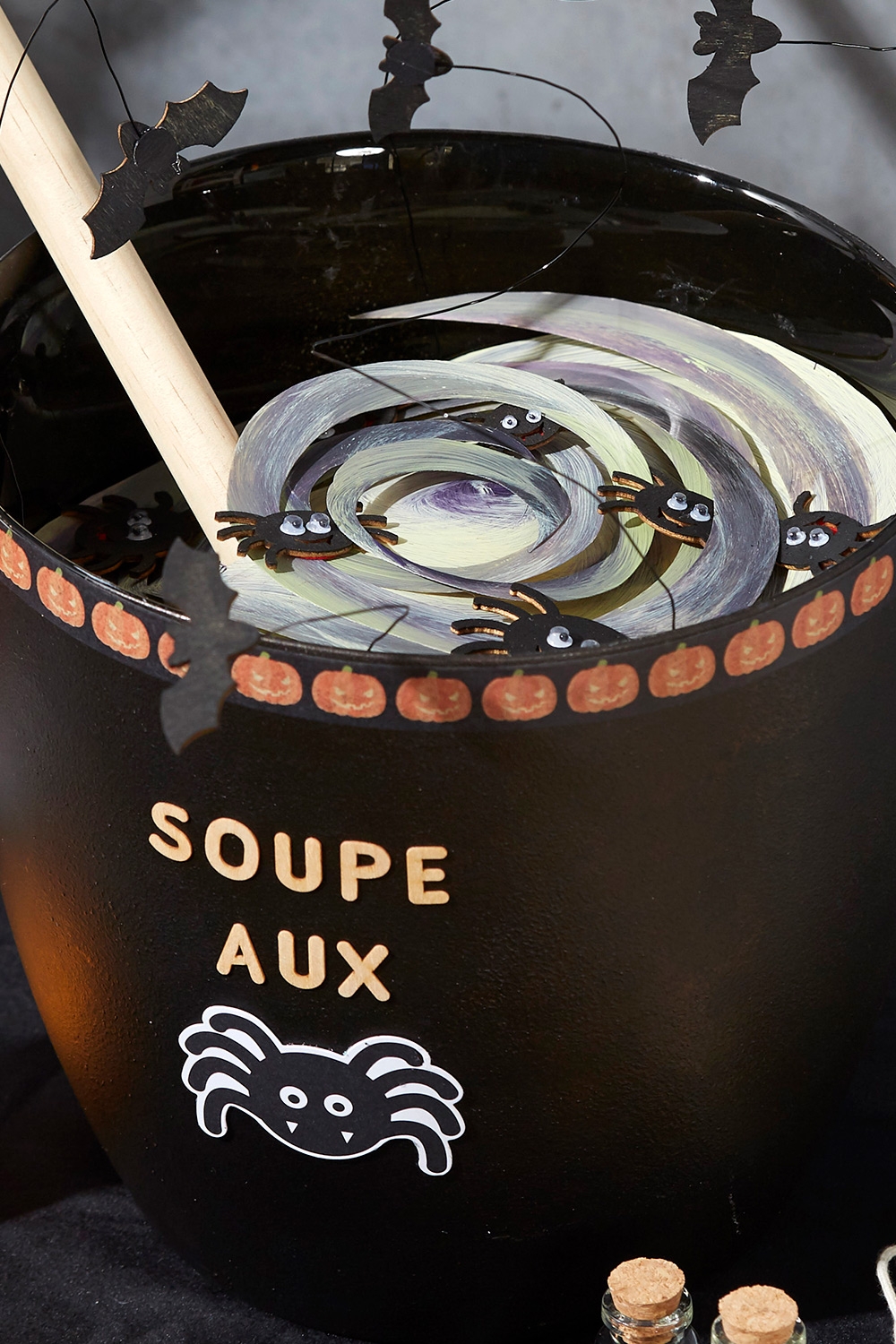 Chaudron de soupe d'araignées