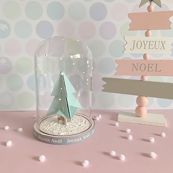 Décoration de Noël sous cloche DIY