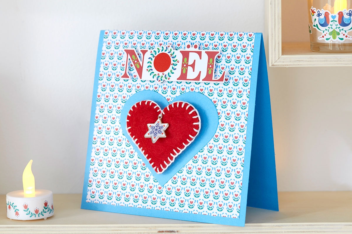 Carte de Noël avec coeur en feutrine