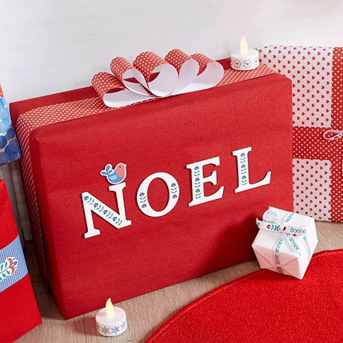 Emballage cadeau Noël Folk