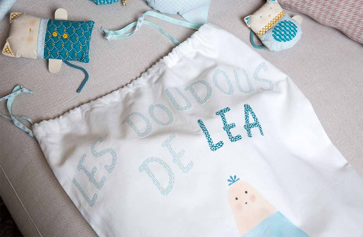 Personnaliser un sac de rangement pour peluches