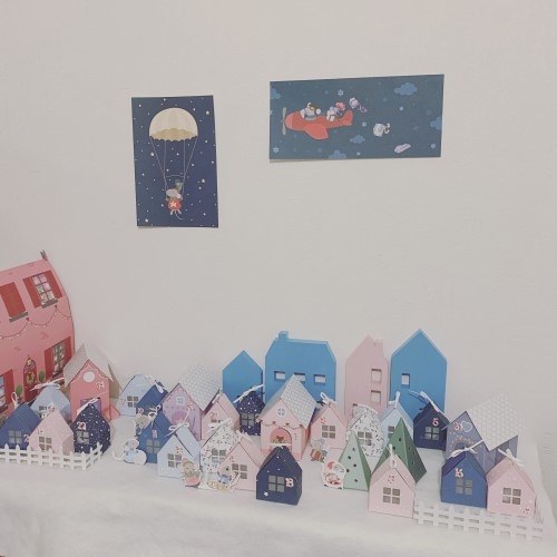 Diy ne Noël, réalisez un village de Noêl avec son calendrier de l'Avent en papier.