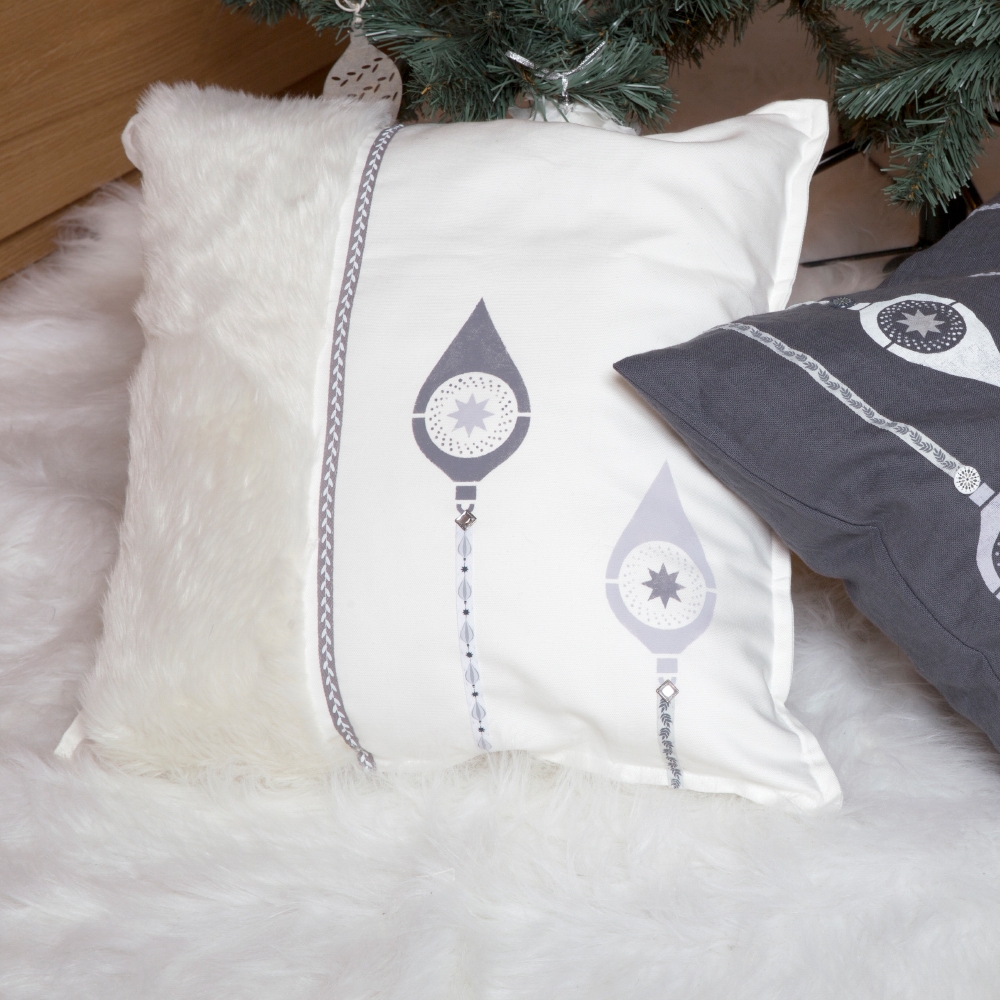Coussins de Noël personnalisés gris perle